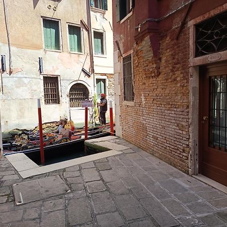 Ca Del Gambero Canal View Veneza Exterior foto